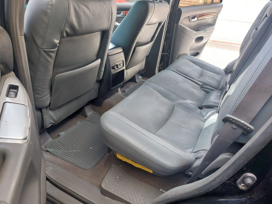 Toyota Land Cruiser an fabricație 2007, automata VIP, motor 3.0 diesel, 252400 km