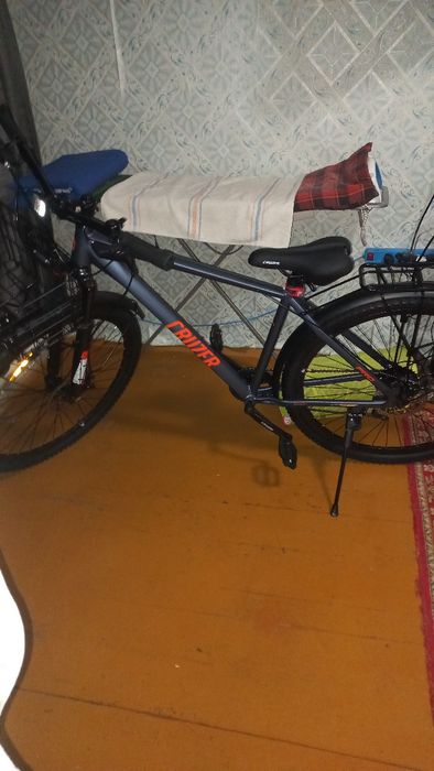 Продам велосипед взрослый, купила в конце февраля.