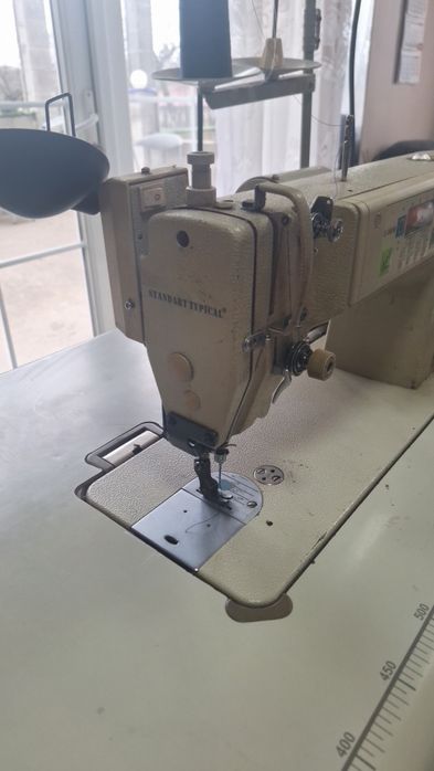 Професионална шевна машина трупикал