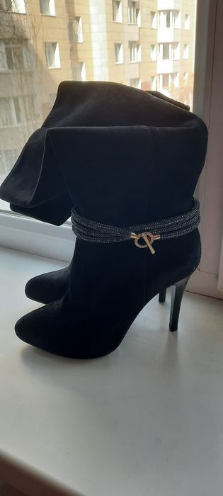 Продам зимние сапоги