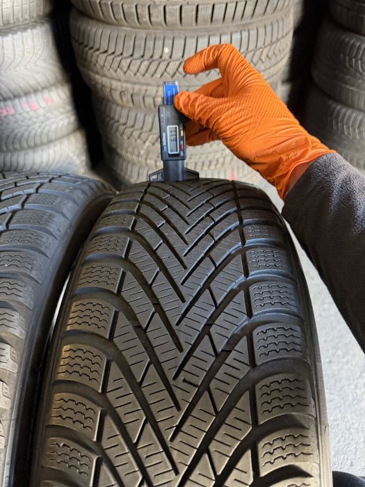 4 anvelope iarna 205/55/16 , Pirelli , 6.7 mm !