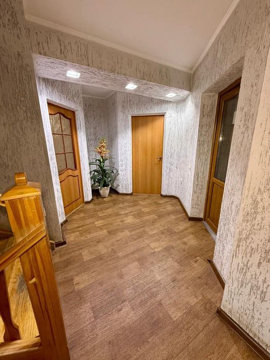 Отдельно стоящее здание р-н Пристани