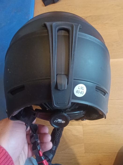 Жилетка за Ски,сноуборд и каски.