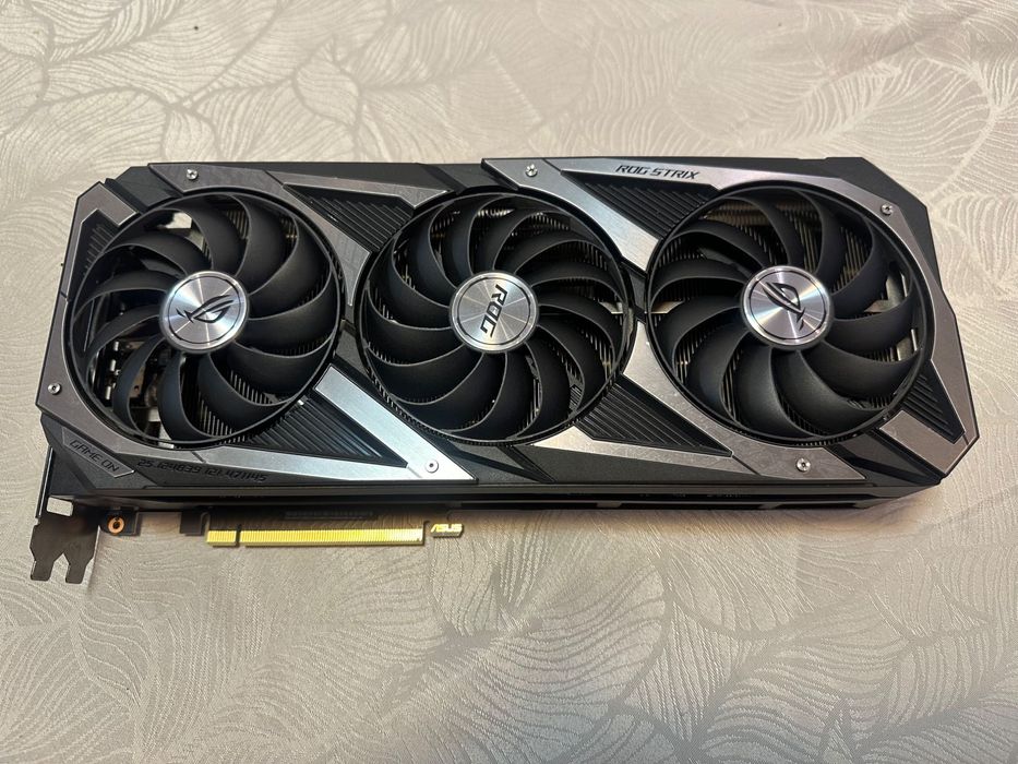 Asus ROG Strix RTX 3080Ti 12GB (ROG-STRIX-RTX3080TI-012G-GAMING)