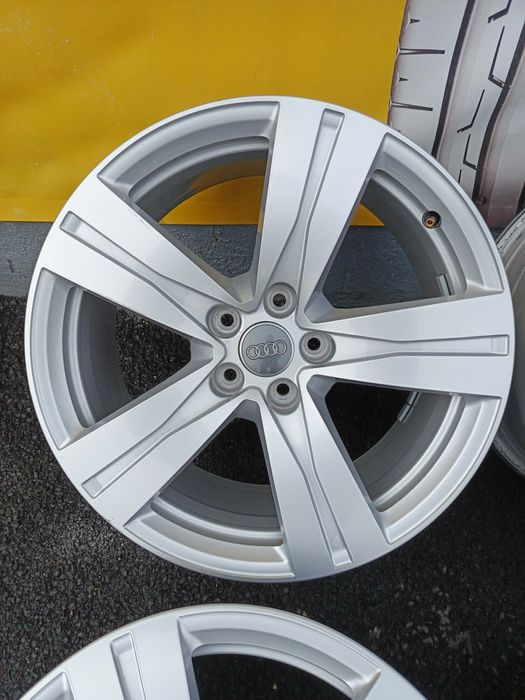 Jante originale Audi Q3 R18 5X112