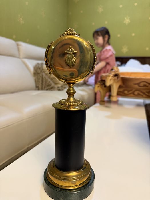 Продам настольные часы