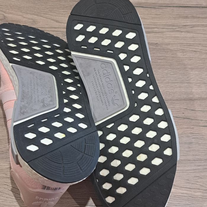 Adidas дамски спортни обувки. ЛОТ