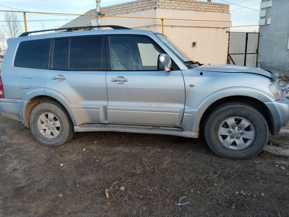 Митсубиси Паджеро 3