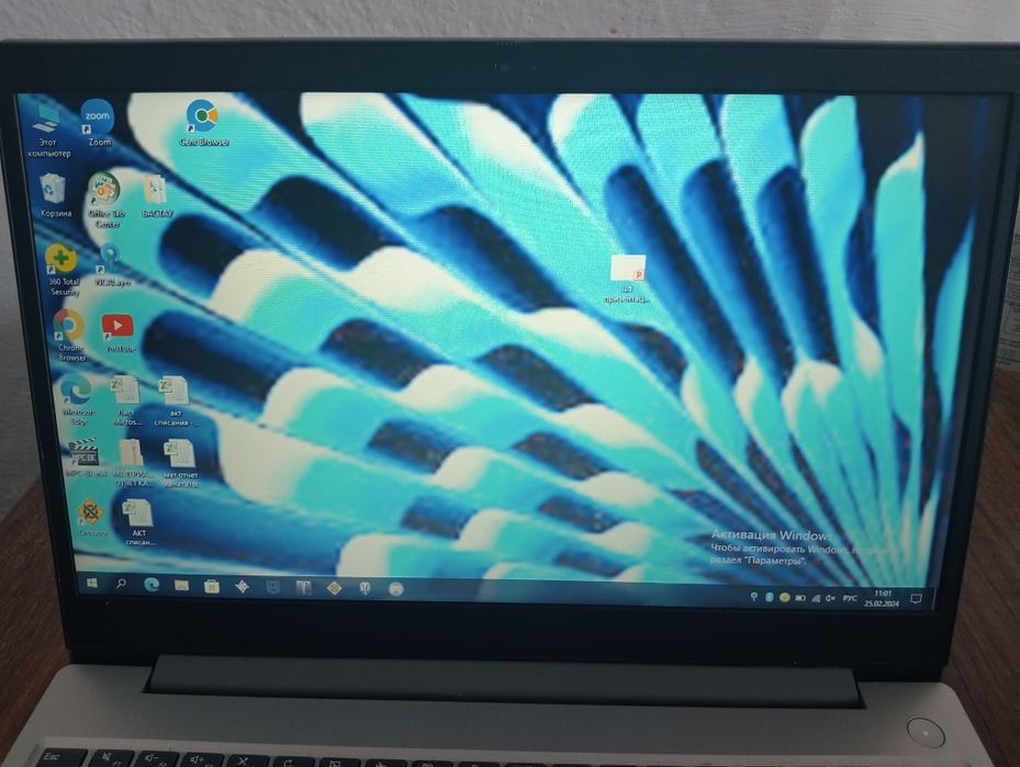 Ноутбук Леново продам