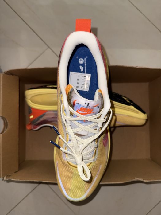 Маратонки Nike Vomero 18 “International Running Pack” - размер 48.5