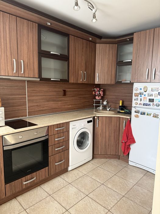 Дава се под наем Двустаен апартамент в Разград, Варош - 55 кв.м за 278.97 € - Снимка #3