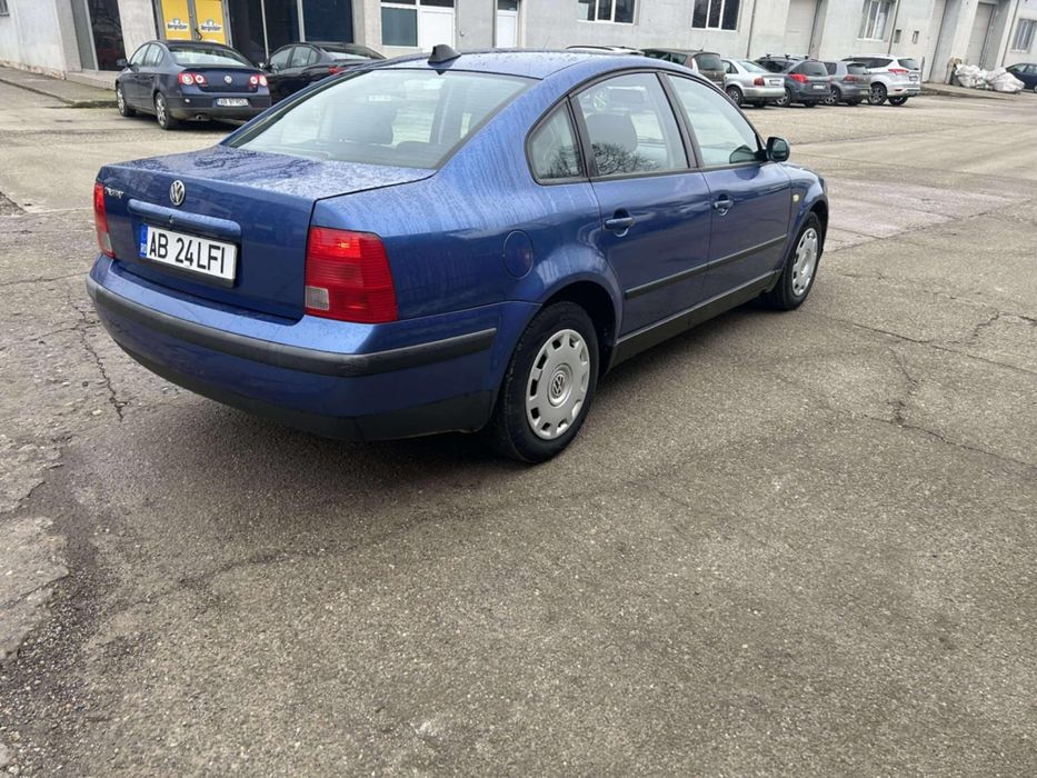 Vand/schimb WV pasat 1.6benzină