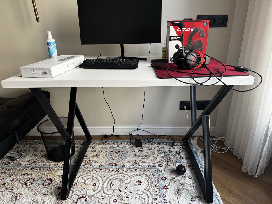 Стол компьютерный Лофт, 110х70x75 см, белый