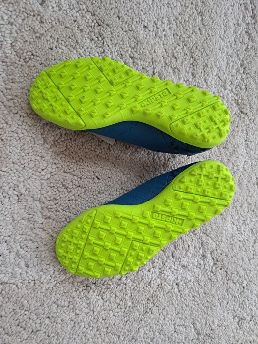 Нови Kipsta маратонки за футбол, 29 размер