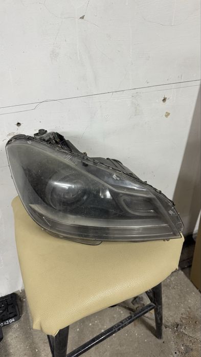 W204 фары рест полные