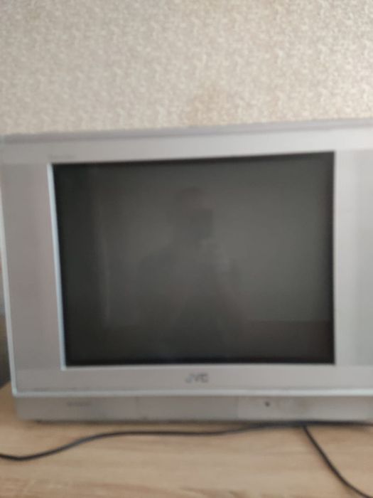 Продам телевизор JVC