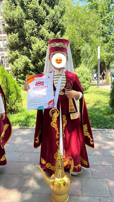 Кавказский костюм для девочек. Ручной работы