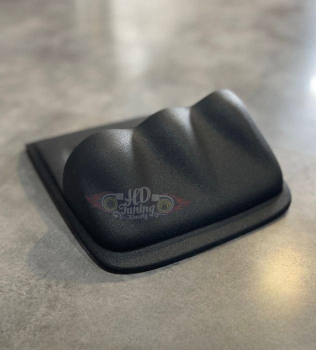 Подиум под датчики на панель правый Subaru Forester SG