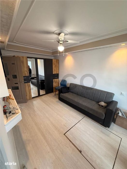 RECO Garsoniera complet renovata, parter, cu spatiu generos de depozit — fotografia 1