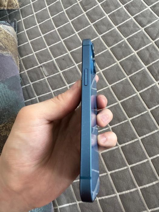 iPhone 13 128GB iPhone 13 128GB