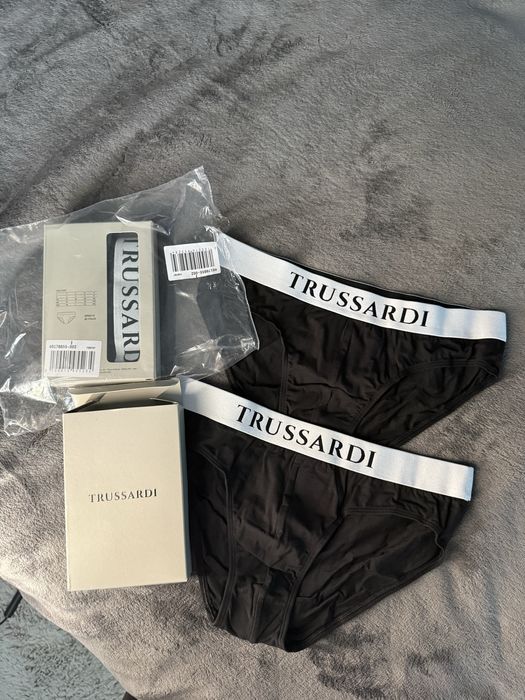 Trussardi set 2 chiloti culoare negru cu banda alba M noi originali