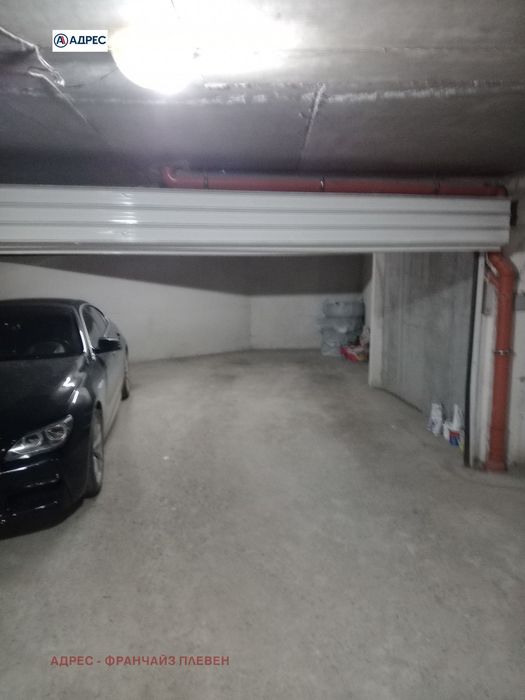 Продава се Гараж / Паркомясто в Плевен, Широк център - 19 кв.м за 832 €/кв.м - Снимка #1