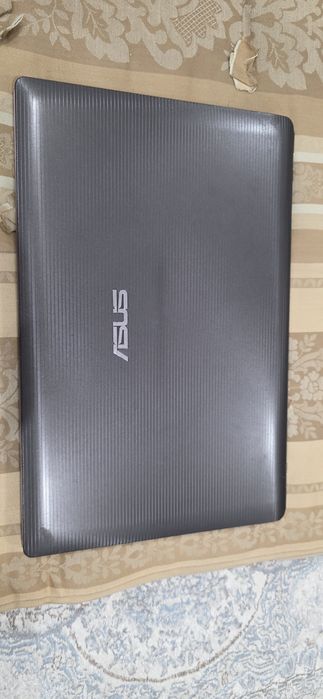 ASUS Core i3 / GeForce 2GB / SSD / Windows 10