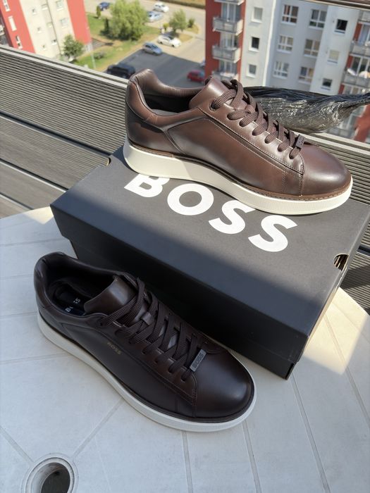 Tenisi Boss Bulton