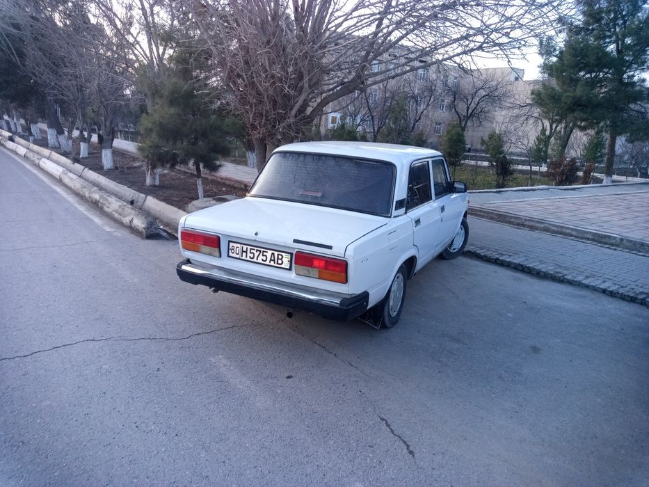 Срочно продаю авто , состояние отличное, полностью на ходу, бензин газ