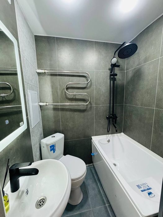 Центр! 1-ком в 2-комнатную с красивым ремонтом