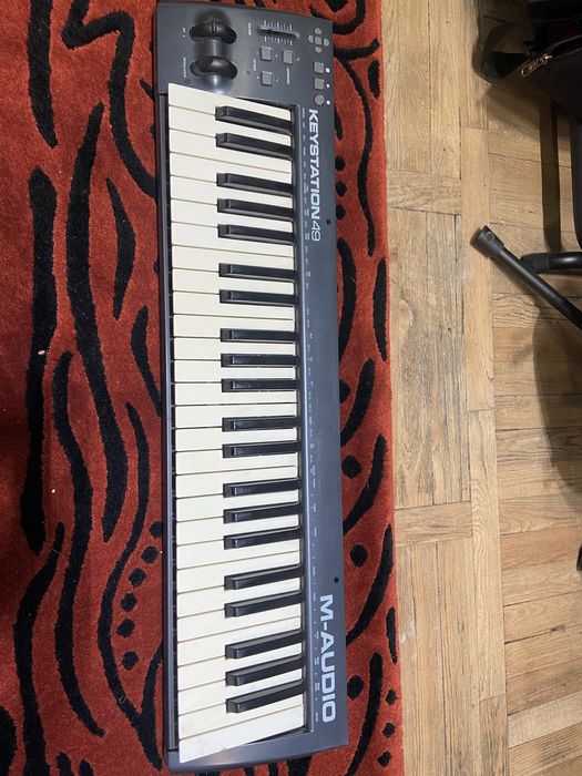 Миди клавиатура Keystation 49