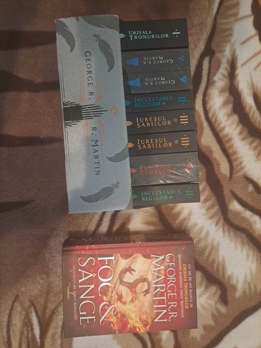 pachet carti Game of thrones, witcher