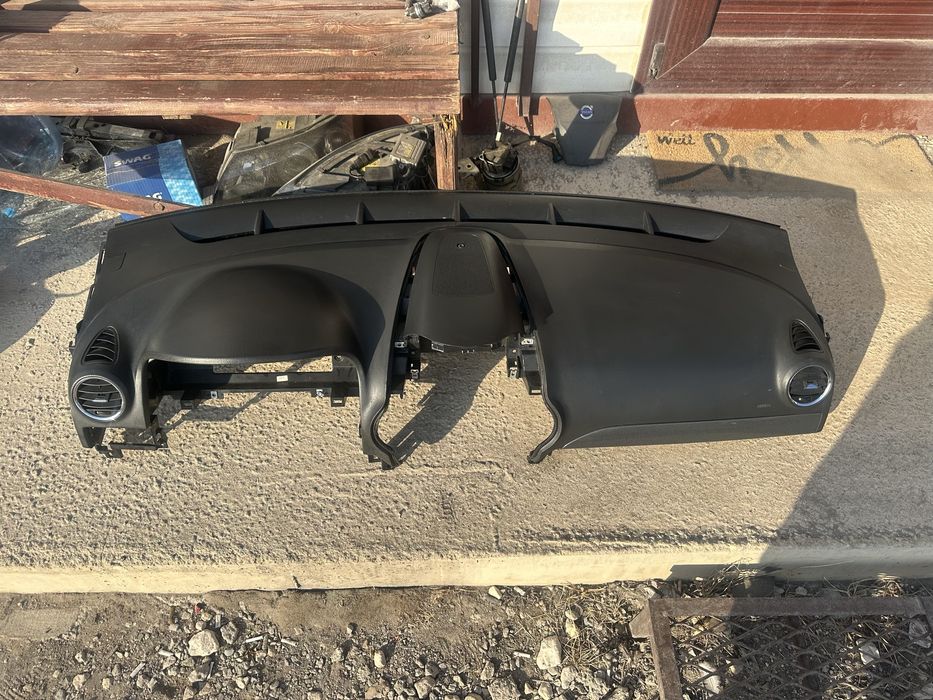 Табло със десен airbag за Опел Антара!