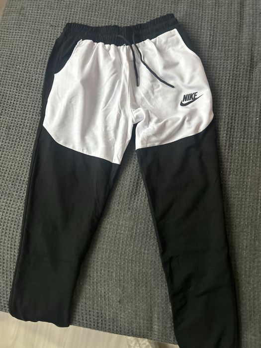 Спортен екип Nike