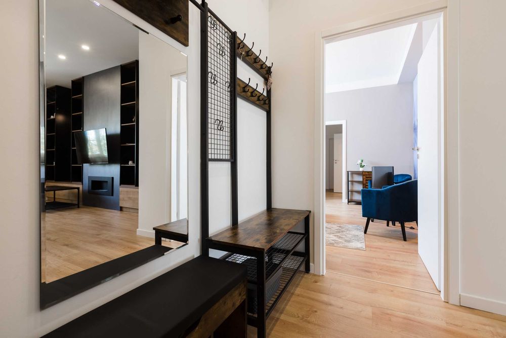 Ofer pentru inchiriere apartament 2 camere LUX în centrul Timișoarei