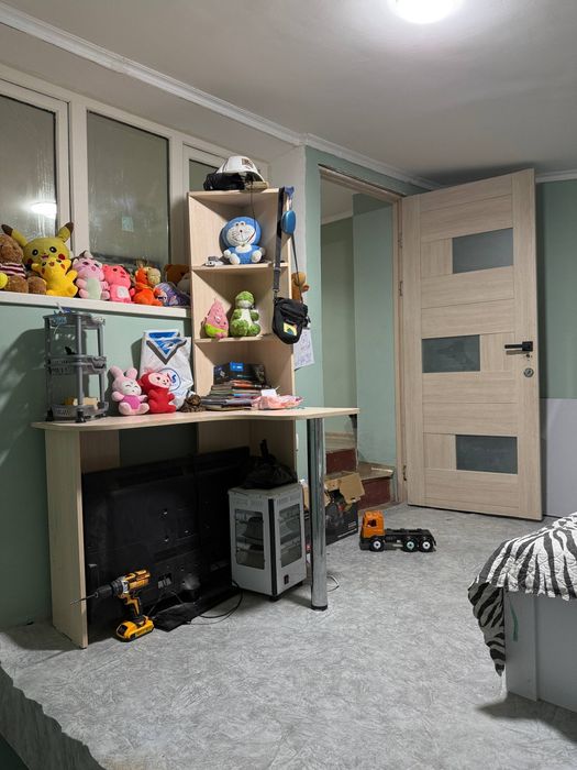 Продаётся коттедж 2 этажа,3 ком.(Азербайджанский центр)