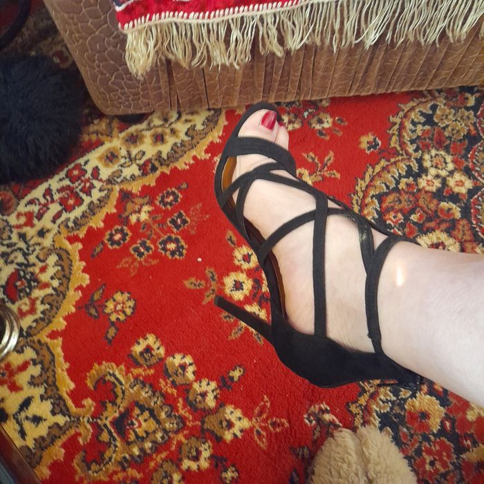 Продам туфли-босоножки вечерние