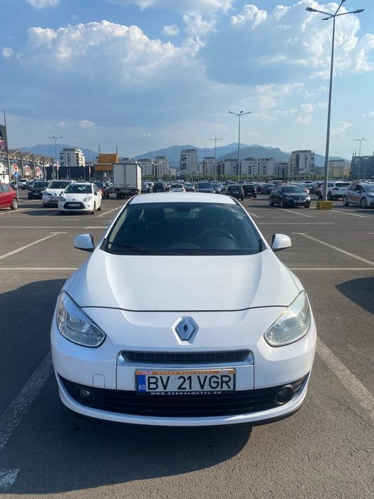 Vând Renault Fluence 2010