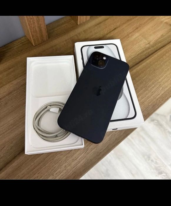 iPhone 15 black 128 gb