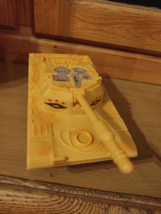 Скидка!Крутой подарок ребенку,танка, горит,стреляет,ездит без преград