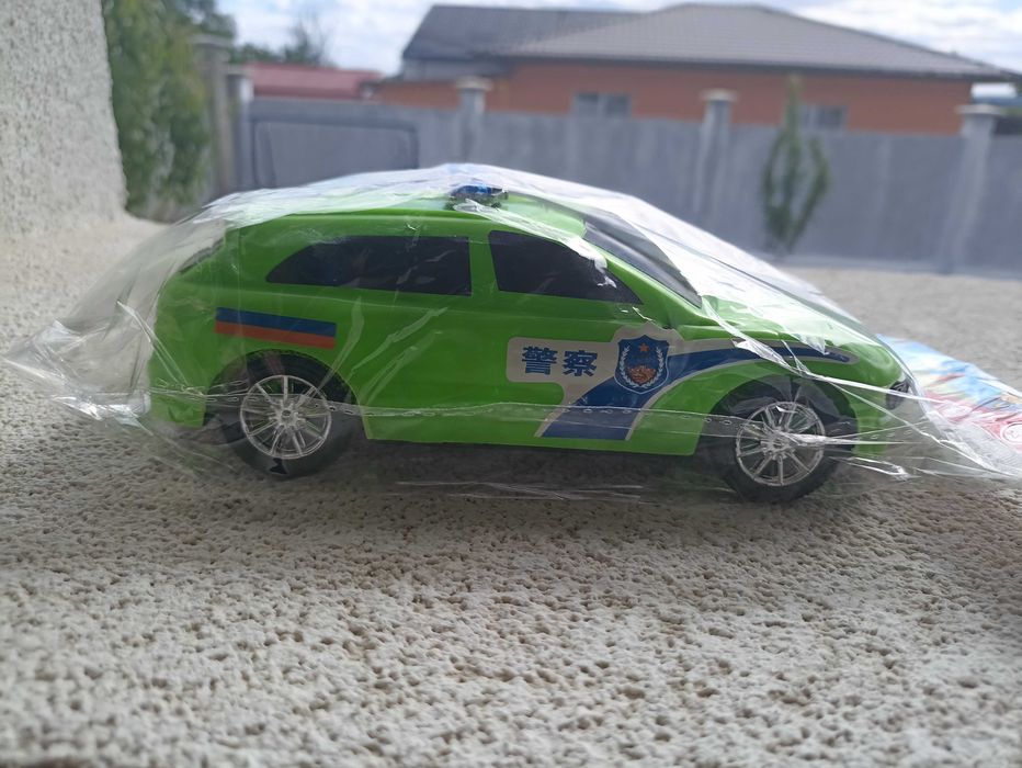 Mașinuțe câștigată la târg