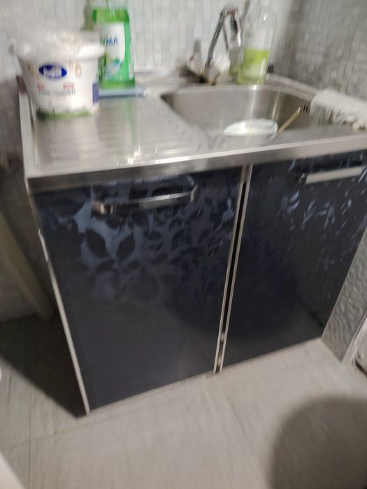 Мебель из дома кухонный глянцевый