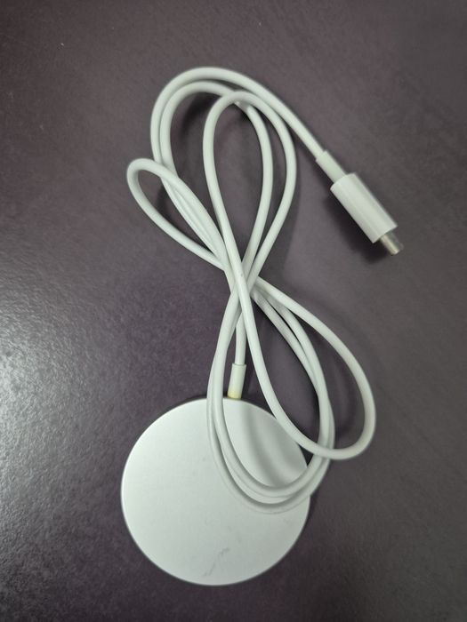 Încărcător iPhone Magesafe