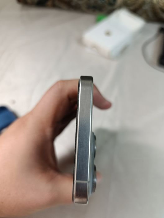 Iphone 15 pro max (IDEAL)