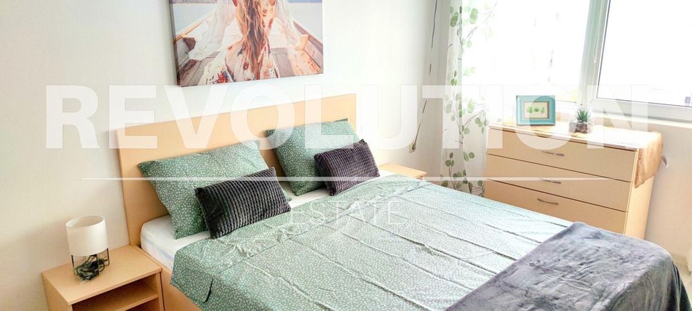 Двустаен апартамент в района на Център!