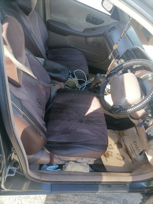 Продам тайоту авалон