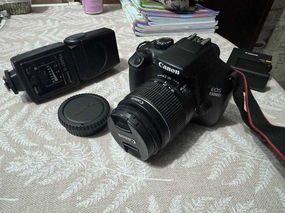 Зеркальная камера Canon EOS 1300D