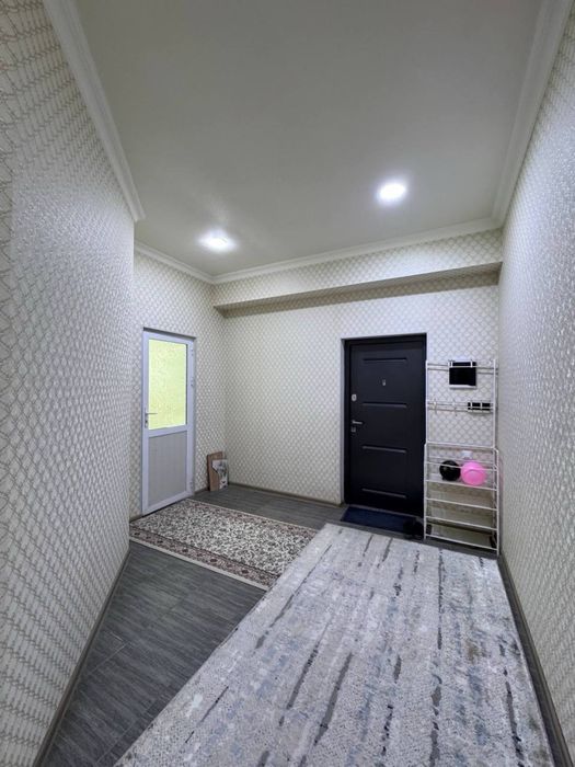 Vagzal qizil domladan kvartira sotiladi !