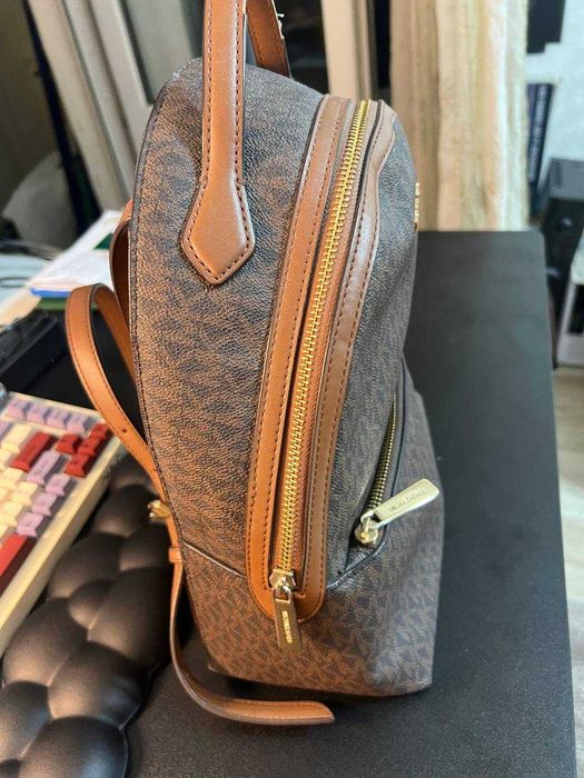 Женский рюкзак Michael Kors