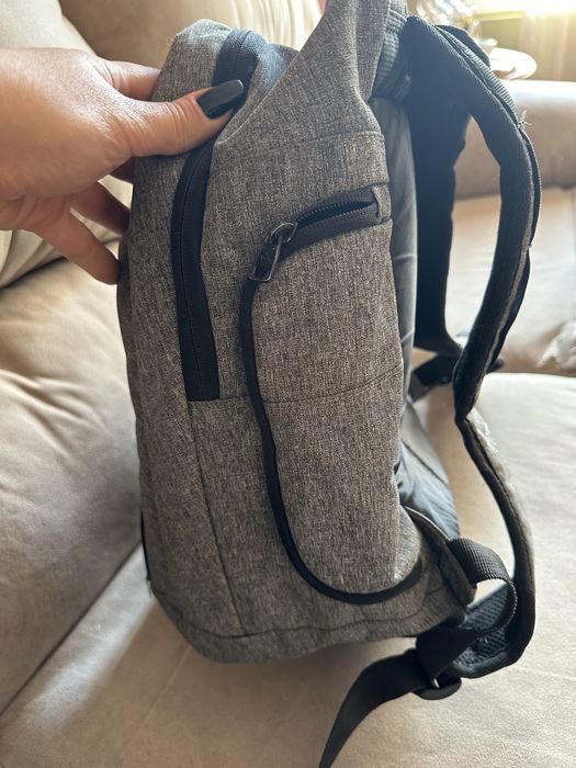 Ученическа раница Quicksilver - ортопедичен гръб - отлично състояние